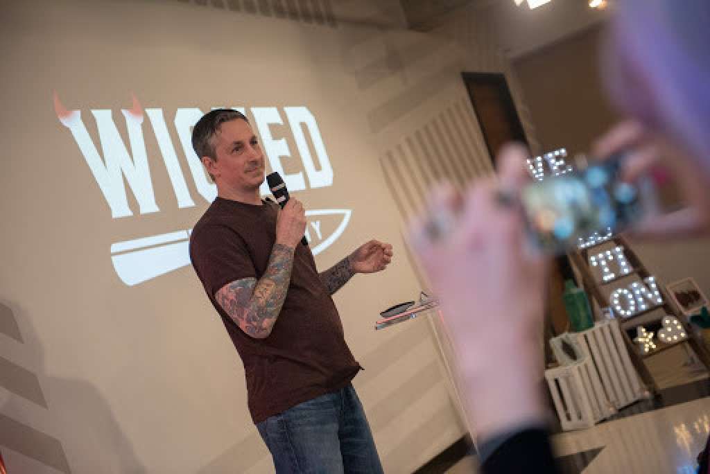 Episode 19: I Am Not Making Food For Vegans